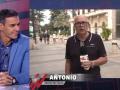 Sánchez escucha la pregunta lanzada por Antonio, vecino de Ceuta