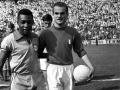 Sandro Mazzola junto con Pelé