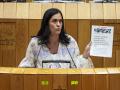 Paula Prado con una noticia de El Debate