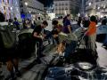 Imagen de la acampada nocturna en la Puerta del Sol