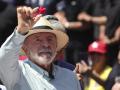 AME706. SÃO PAULO (BRASIL), 26/09/2026.- El presidente de Brasil y candidato a la reelección, Luiz Inácio Lula da Silva, participa durante un acto de campaña este sábado en el barrio São Miguel Paulista, en la zona este de la ciudad de São Paulo (Brasil). EFE/ Sebastião Moreira
