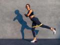 Ejercicios con bandas para fortalecer las piernas