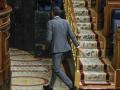 Pedro Sánchez, abandonando el hemiciclo en el Pleno de este viernes