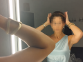 La influencer detenida, preparándose para una fiesta
