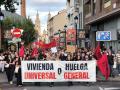 Manifestación en Logroño en la que se ha pedido vivienda universal o huelga general