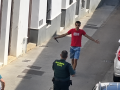 César Goday en 2024 enfrenándose a un Guardia Civil con un cuchillo