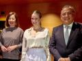 El delegado del Gobierno, Alfonso Rodríguez Badal, al lado de la presidenta Prohens y la expresidenta Armengol, de su partido