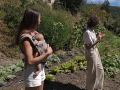 Paula y Álex muestran la finca en la que viven