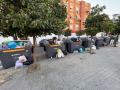 Contenedores en la calle Arcos de la Frontera (Córdoba)