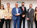 Imagen de la entrega del reconocimiento