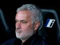 José Mourinho en el banquillo del Santiago Bernabéu frente al Sevilla