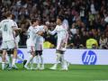 Los jugadores del Real Madrid celebran un gol en el Santiago Bernabéu