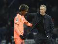 Luis Enrique y Lamine Yamal, durante el PSG - Barcelona