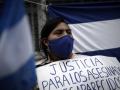 Nicaragüenses refugiados en Costa Rica protestan frente a la embajada de Nicaragua