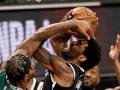 Kyrie Irving lidera la corriente de los antivacunas en la NBA