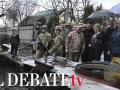 Ursula Von der Leyen y Josep Borrell visitan una fosa común en Bucha, durante su viaje a Kiev