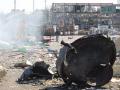 Fragmentos de misiles frente al centro comercial destruido en Odesa