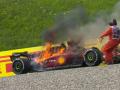 Carlos Sainz, 'atrapado' en su Ferrari mientras se quemaba