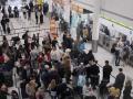 Continúan las cancelaciones y retrasos en principales aeropuertos europeos