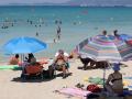 Turistas en la playa