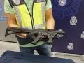 El subfusil incautado estaba prácticamente listo para ser utilizado
