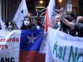 Imagen de la gente protestando en Chile