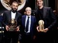 Karim Benzema, ganador del balón de Oro, junto a Florentino Pérez, presidente del Real Madrid