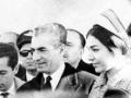 Mohammad Reza Pahlavi junto a la reina durante su visita a Comodoro Rivadavia en 1965