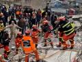 La UME rescata con vida a dos niños tras permanecer 100 horas bajo los escombros