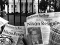 Los periódicos que anunciaban la dimisión del presidente Richard Nixon por el "escándalo Watergate"