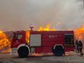 Imagen del incendio en la fábrica de biomasa extinguido este domingo por el SEIS.