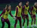 Las jugadoras de la selección española haciendo la haka que ha incendiado las redes sociales