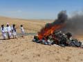 Los talibanes queman instrumentos musicales