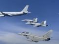 Aviones militares durante las maniobras