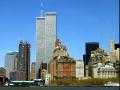 El World Trade Center de Nueva York estaba formado por dos imponentes rascacielos llamados las Torres Gemelas. Cada una de ellas tenía 110 pisos, aunque mientras que la sur ascendía hasta los 415 metros de altura, la norte se levantaba dos metros más que su gemela.