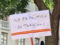 «Puigdemont a prisión» ha sido uno de los gritos más repetidos en esta protesta cívica