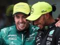 Fernando Alonso y Lewis Hamilton se saludan afectuosamente esta temporada
