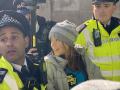 Imagen de la detención de Greta Thunberg en Londres