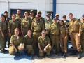 Participantes en el programa de Sar El España durante su voluntariado en una base israelí en 2019
