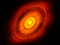 Disco protoplanetario alrededor de la joven estrella HL Tauri