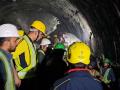 Interior del túnel en el que han quedado atrapados 40 obreros