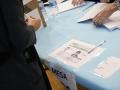 Vista de una mesa electoral de elecciones argentinas en un colegio de Madrid