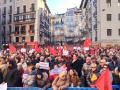 Miles de personas han abarrotado la plaza Consistorial de Pamplona