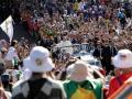 Entre el 1 y el 6 de agosto de 2023 se celebró en Lisboa la Jornada Mundial de la Juventud, a la que Francisco asistió entre el jueves 3 y el domingo 6. A la bienvenida oficial acudieron medio millón de jóvenes, que se convirtieron en un millón y medio en la Misa de despedida en la que se clausura la JMJ y se informa de donde será la siguiente: Seúl 2027.