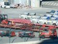 Trabajadores durante la huelga del handling de Iberia