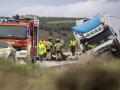Dos jóvenes han muerto al colisionar un turismo contra un camión en la carretera autonómica CL-101, en el término municipal de Ágreda, en Soria