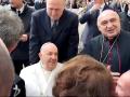 El Papa Francisco junto al arzobispo de Valencia