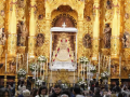 La Virgen del Rocío ya se encuentra en sus andas procesionales