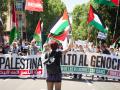 Decenas de personas durante una manifestación por Palestina