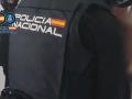 Agentes de la Policía Nacional, en uno de los tres registros domiciliarios